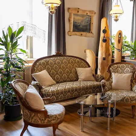 Kaiserhof Πανσιόν 3*