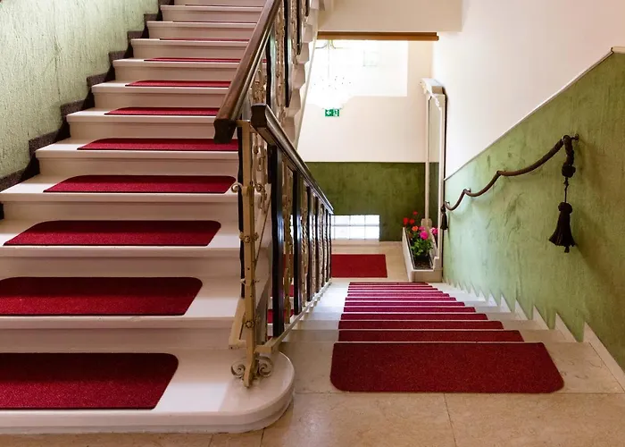 Kaiserhof Pensión 3*